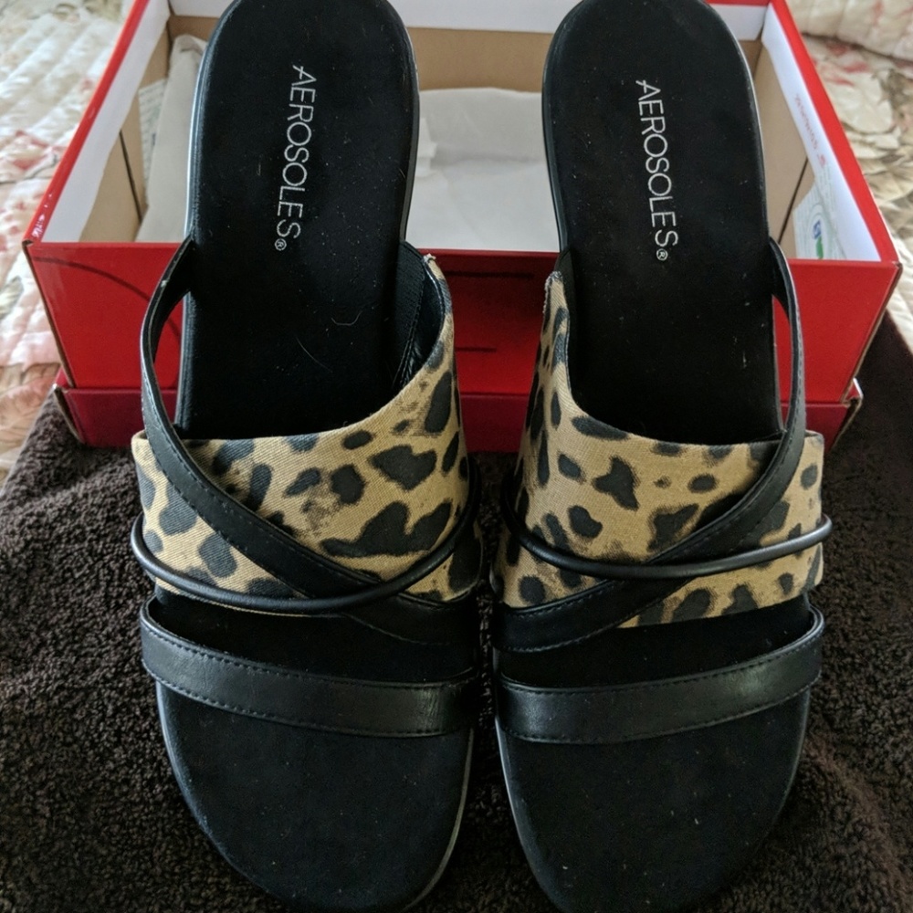 Leopard sandals